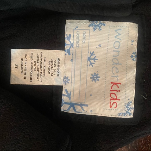 Wonder Kids ski bib! 2T bib has front zipper with scalloped trim - Picture 4 of 4